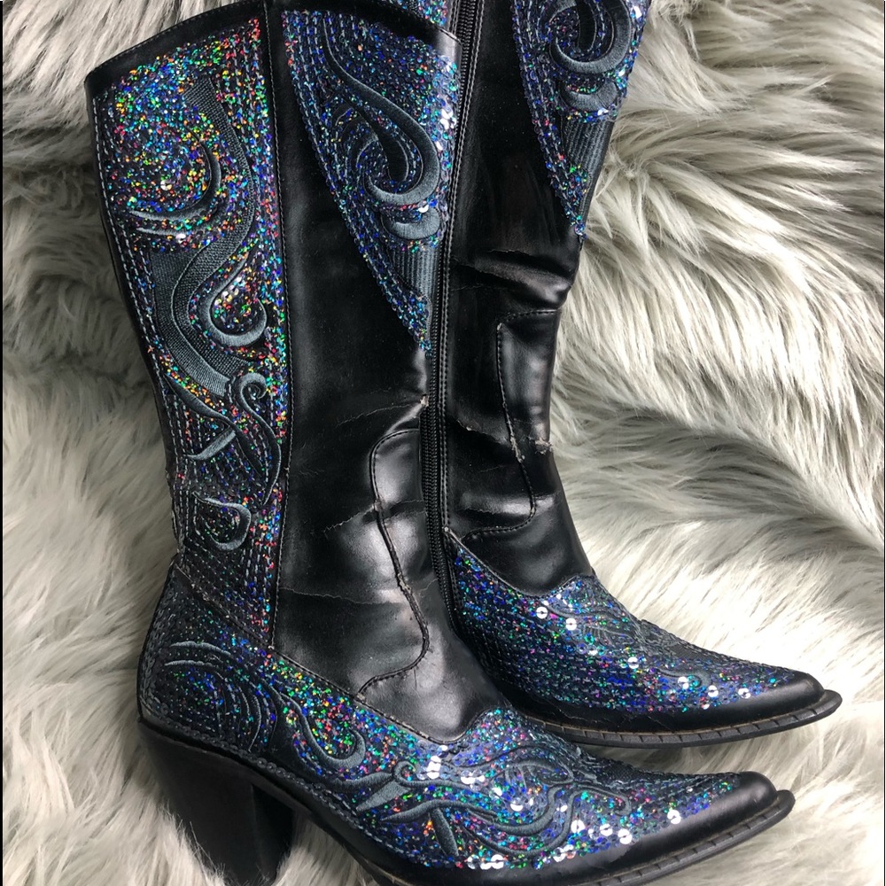 Sparkling cowgirl boots